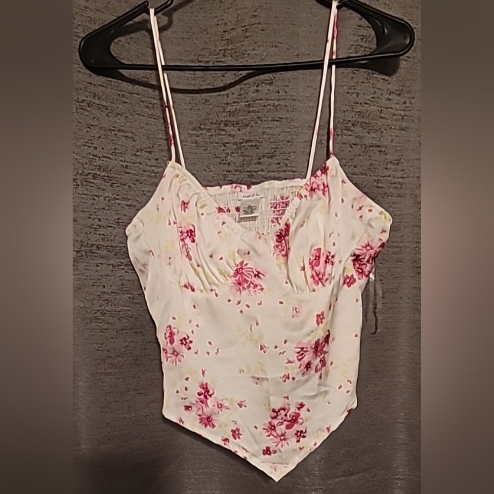 Women's tank top, Brand Rue21, Size L and XL.